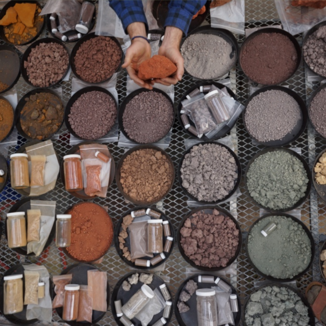 Episode 91: Ochre Earth Pigments with Heidi Gustafson of Early Futures