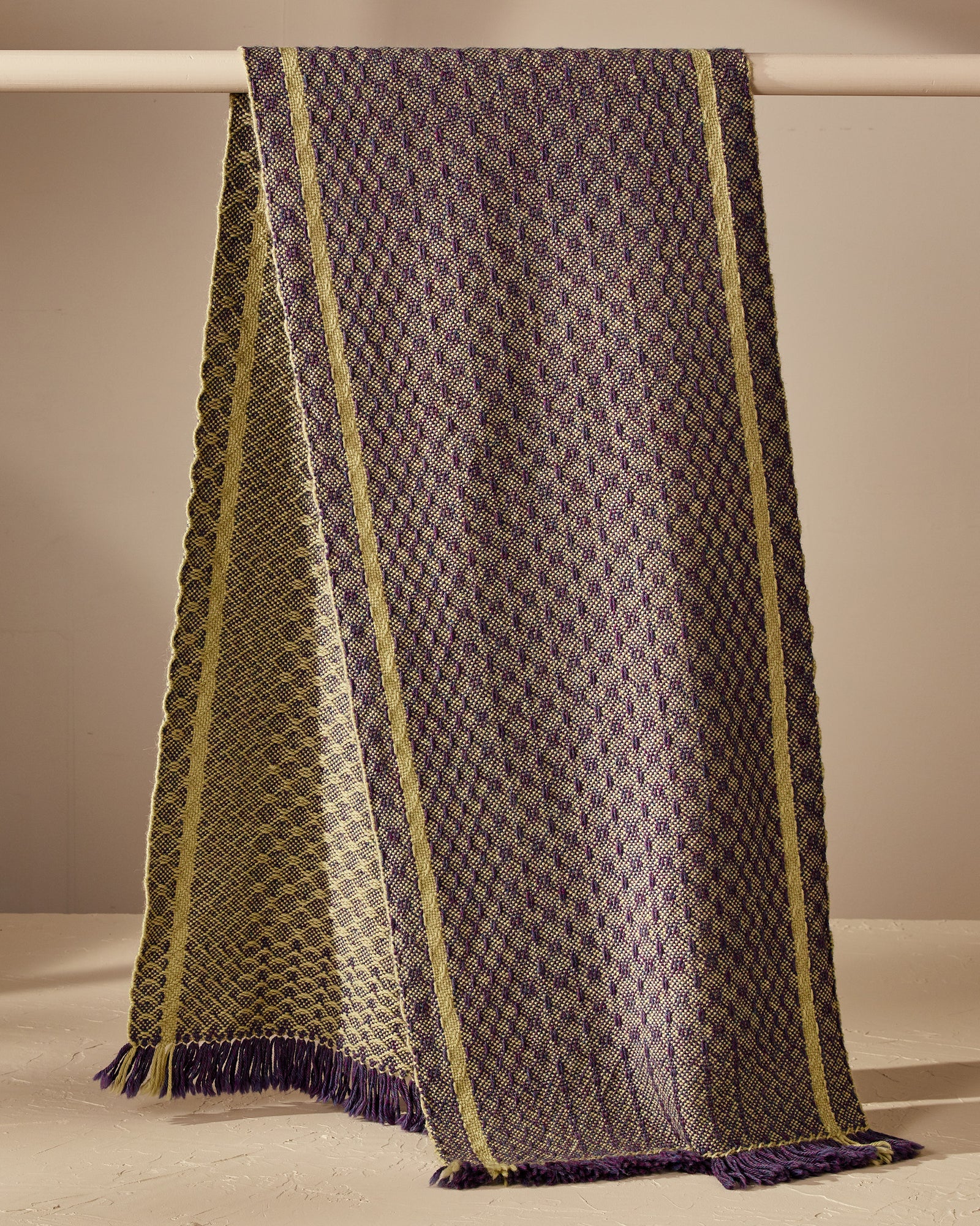 Serotonin Scarf