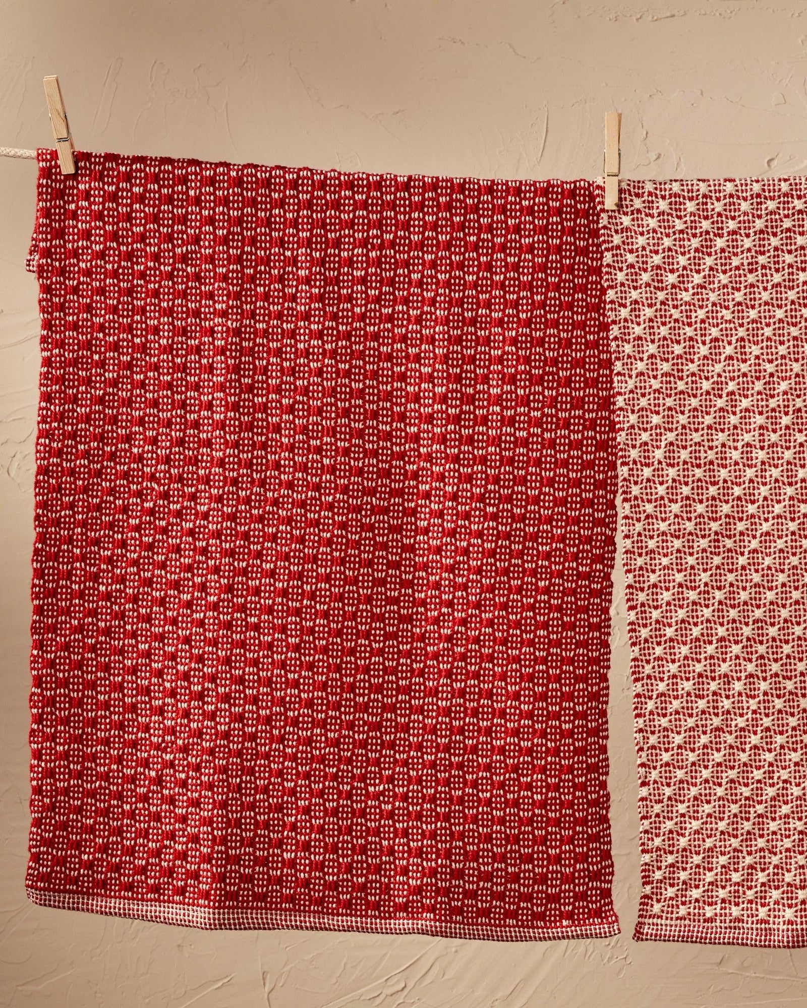 Spot Lace Hand Towels