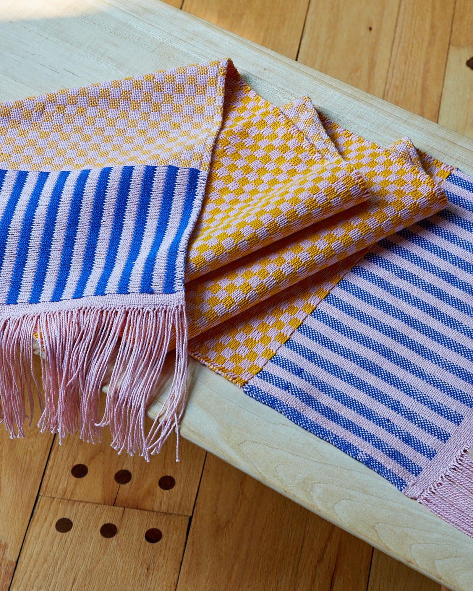 Sunrise Table Runner Weaving Pattern