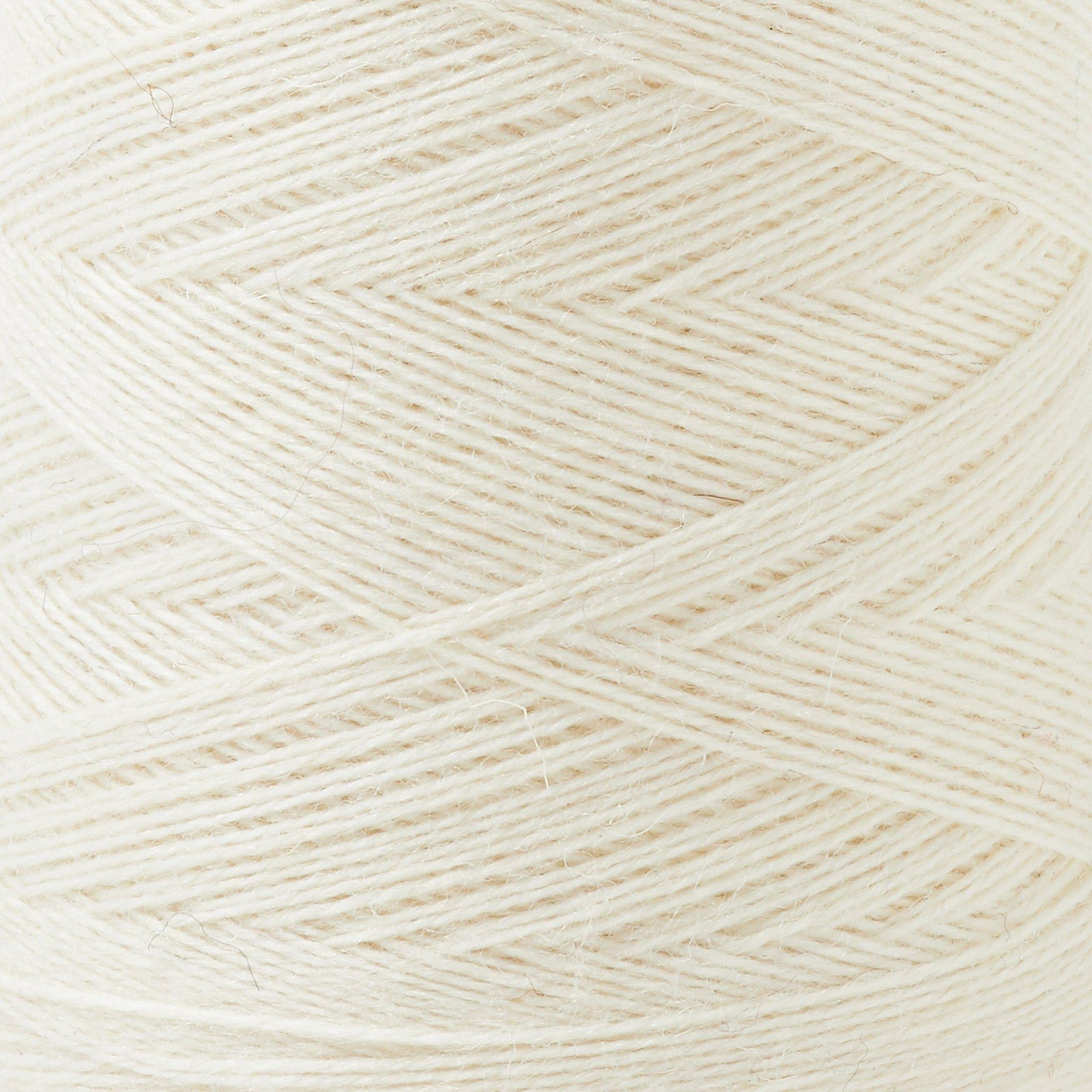 Array Wool Yarn ~ White,bundle_swatch