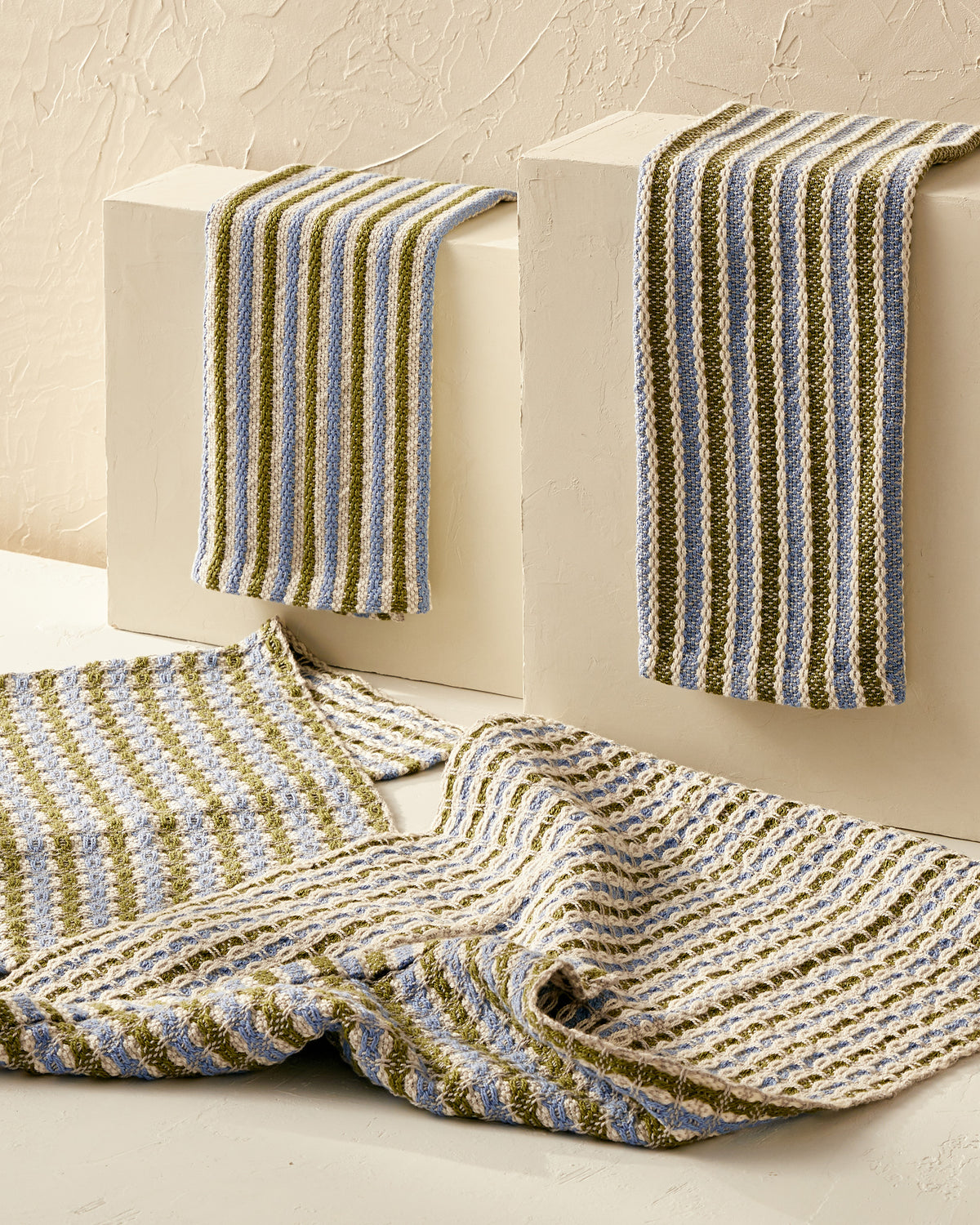Four-Way Floats Towels
