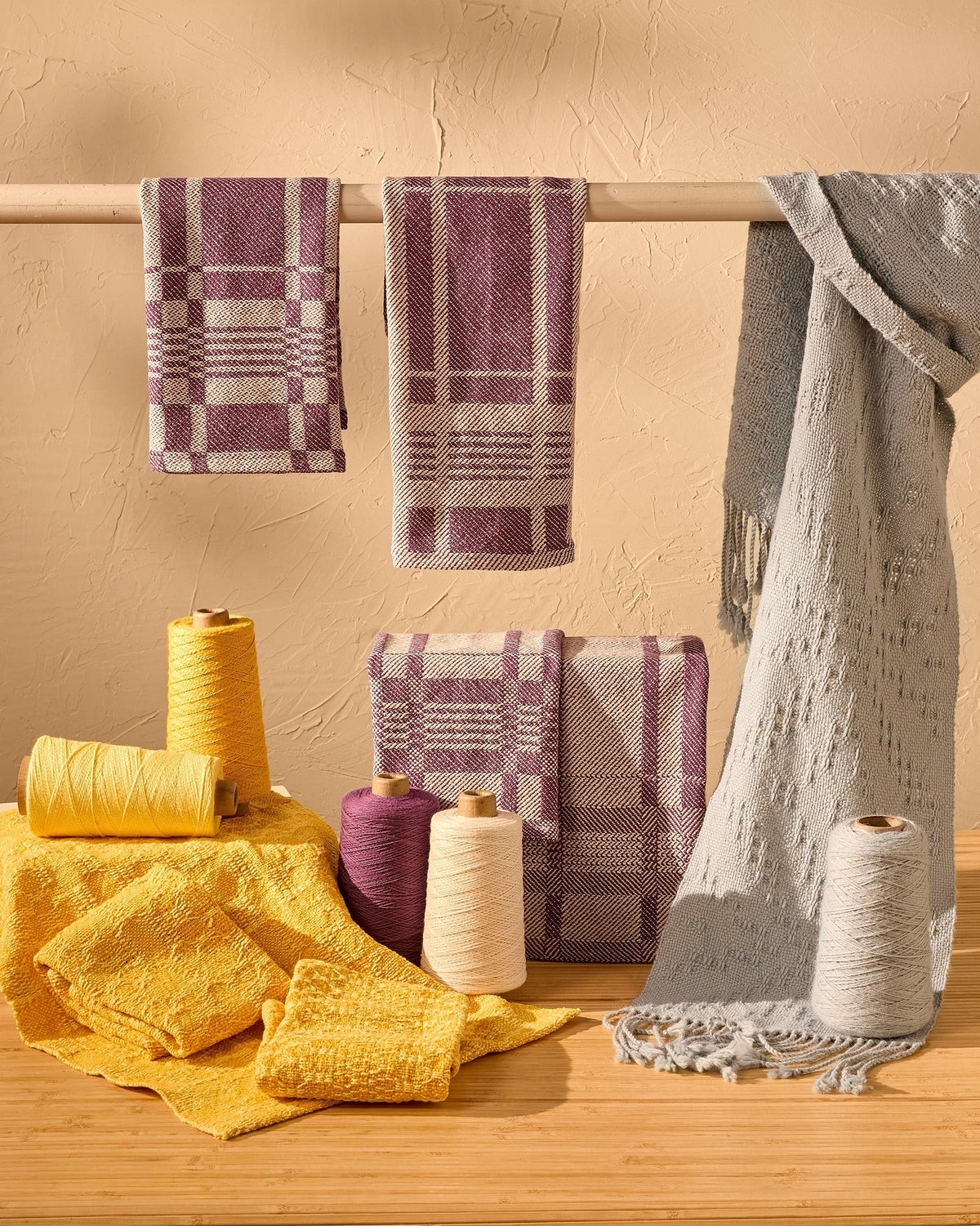 8-shaft Skill Builder Box with Yarn