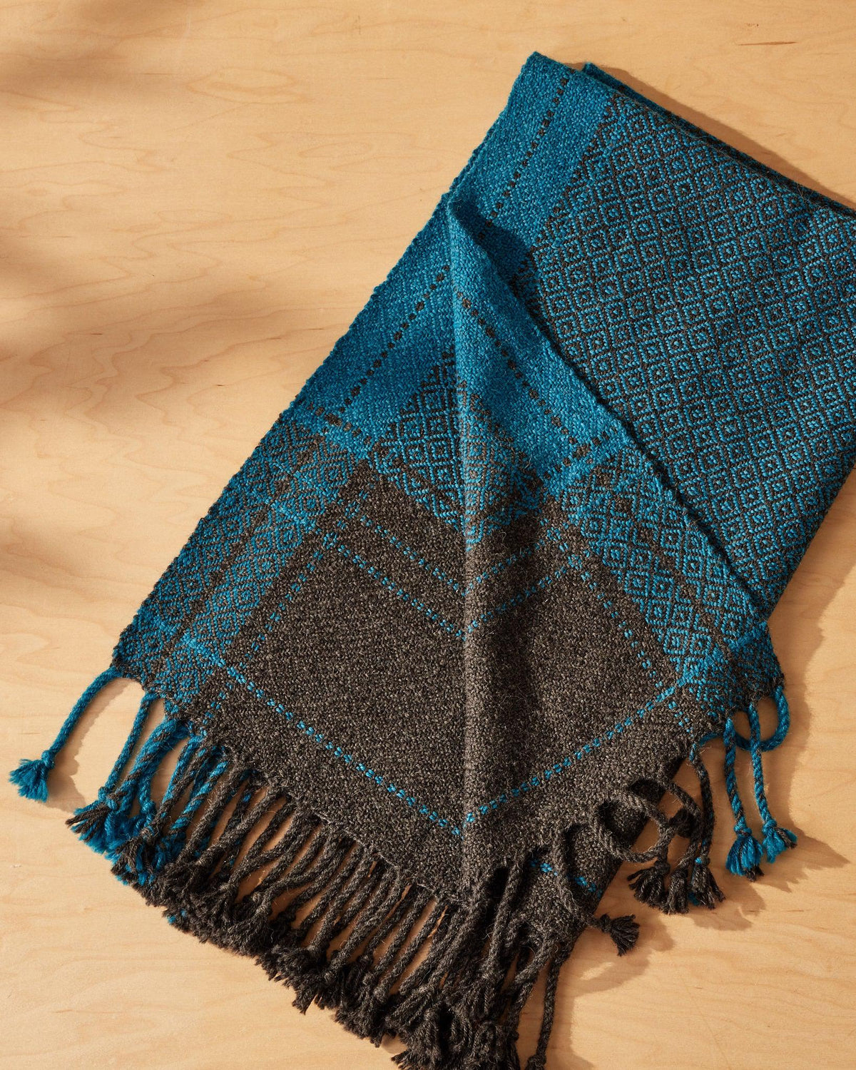 Birdseye Twill Alpaca Throw