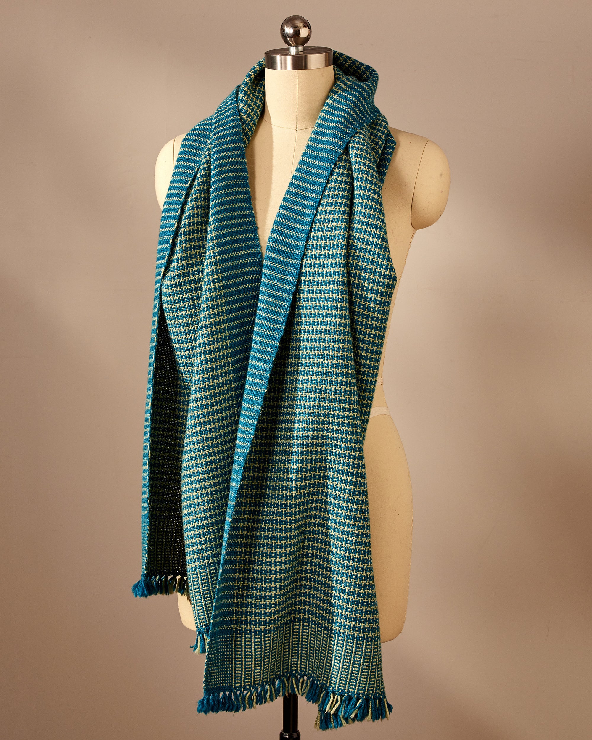 Ode Blanket Scarf Weaving Pattern - Gist Yarn