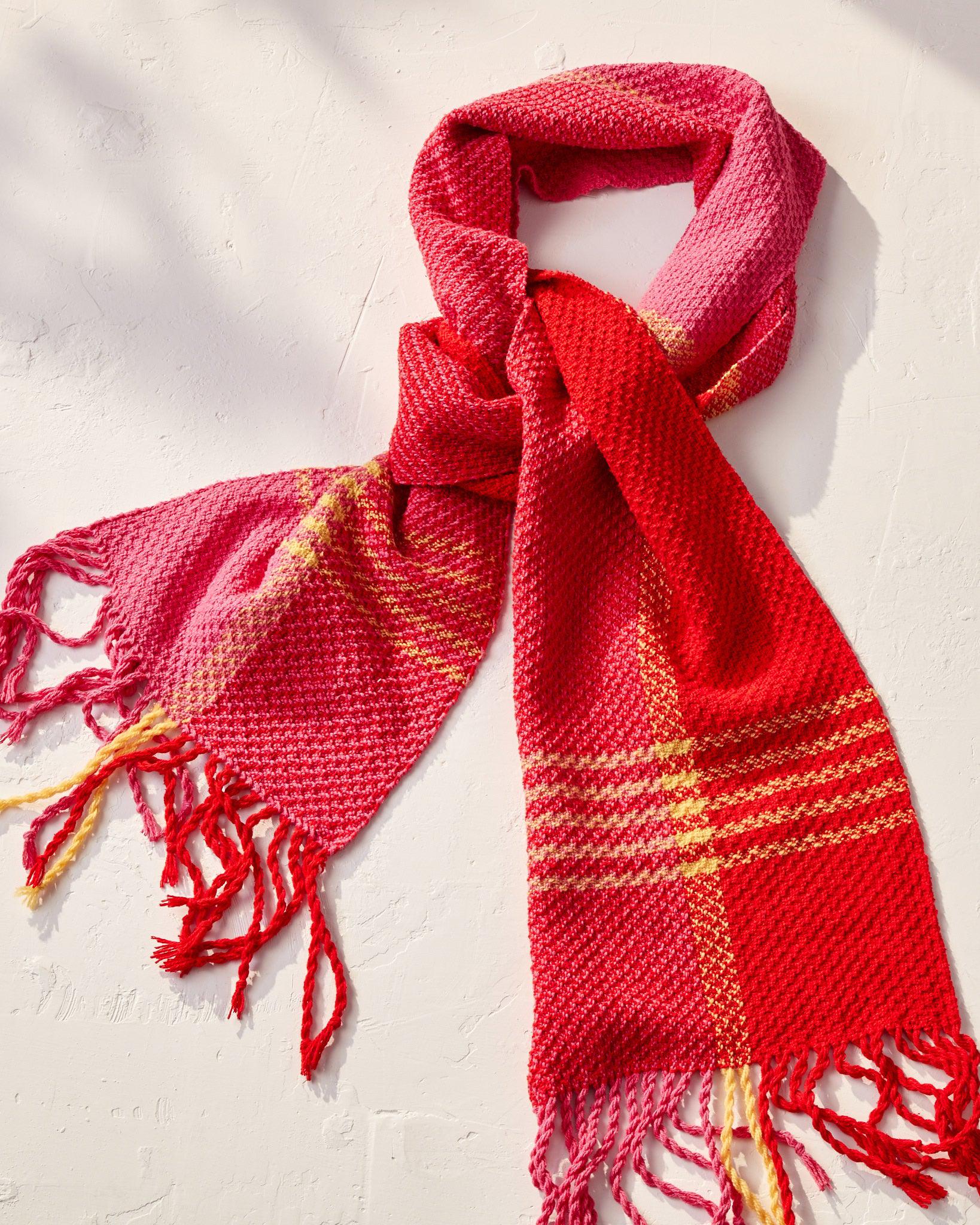 Cozy Crepe Weave Scarf Weaving Pattern - Gist Yarn