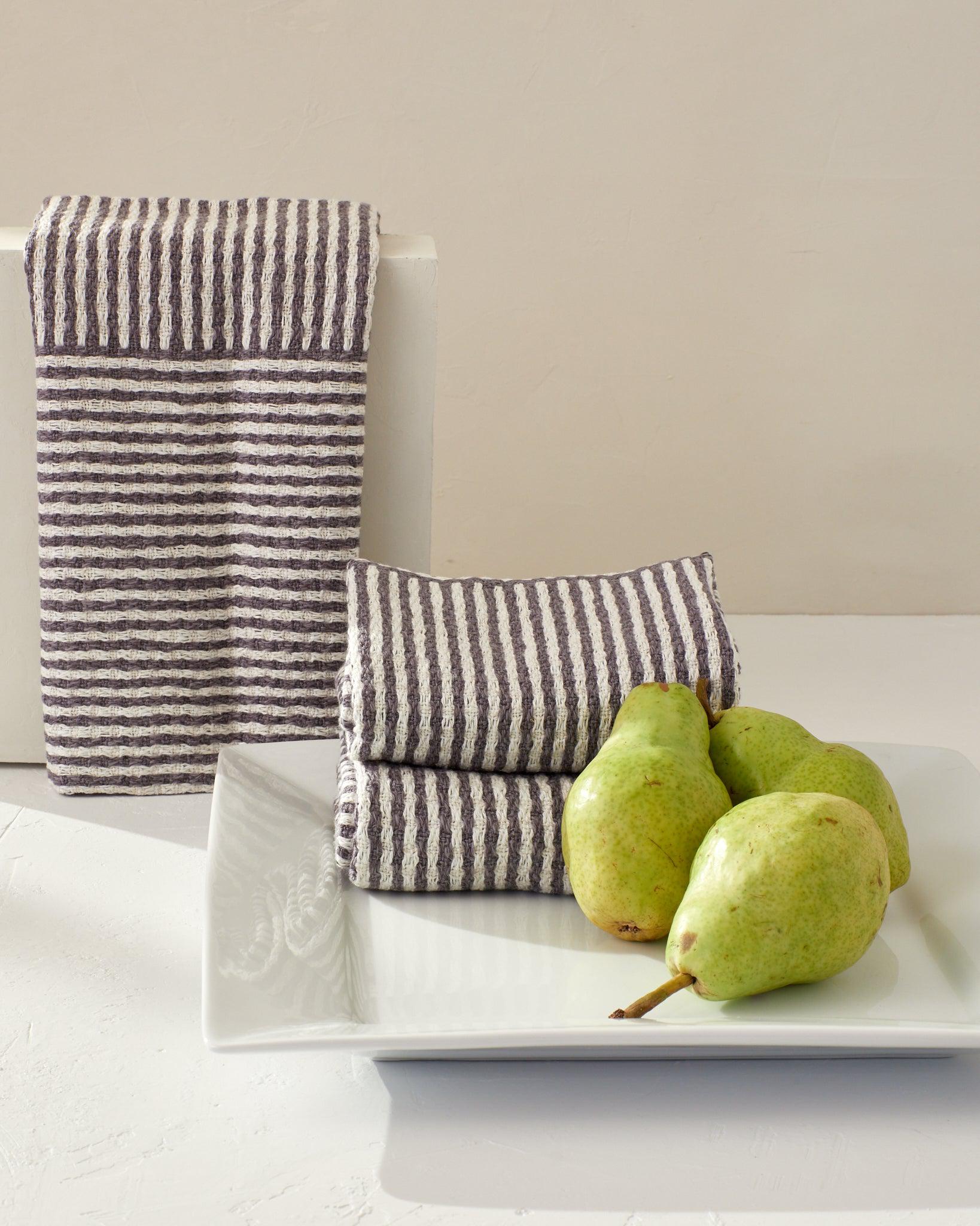 Deflected Doubleweave Towels (4S) - Gist Yarn