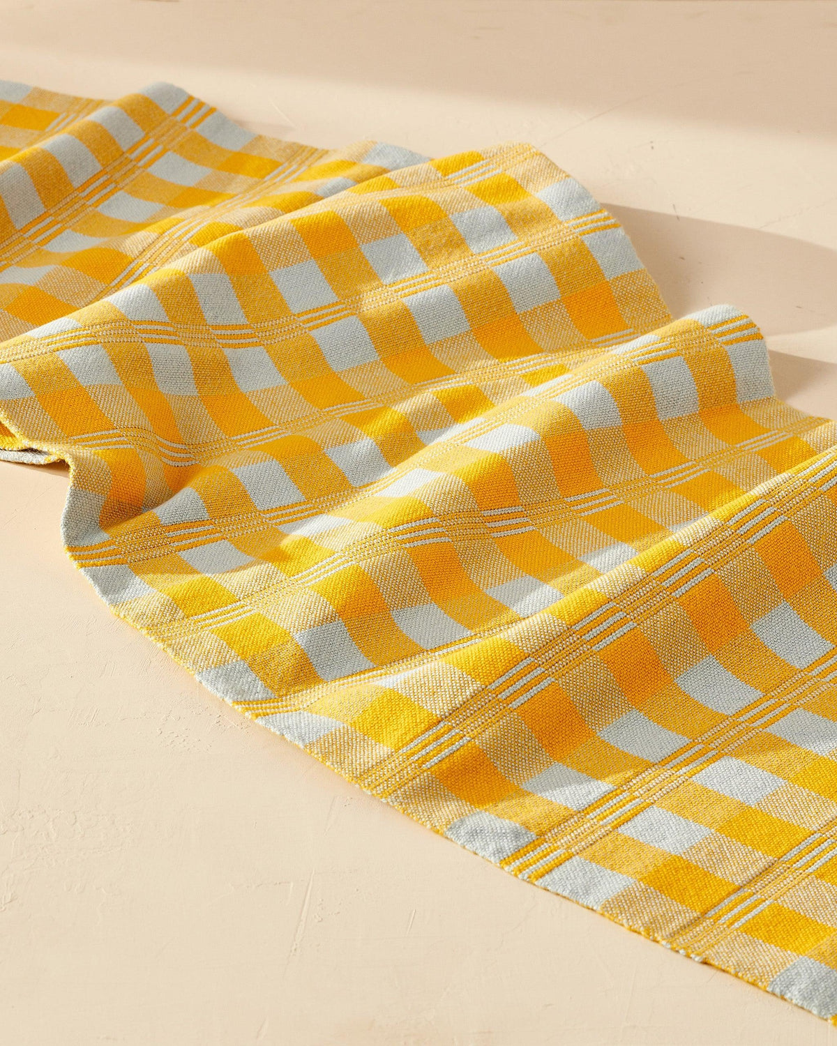 Daffodils &amp; Snowdrops Runner