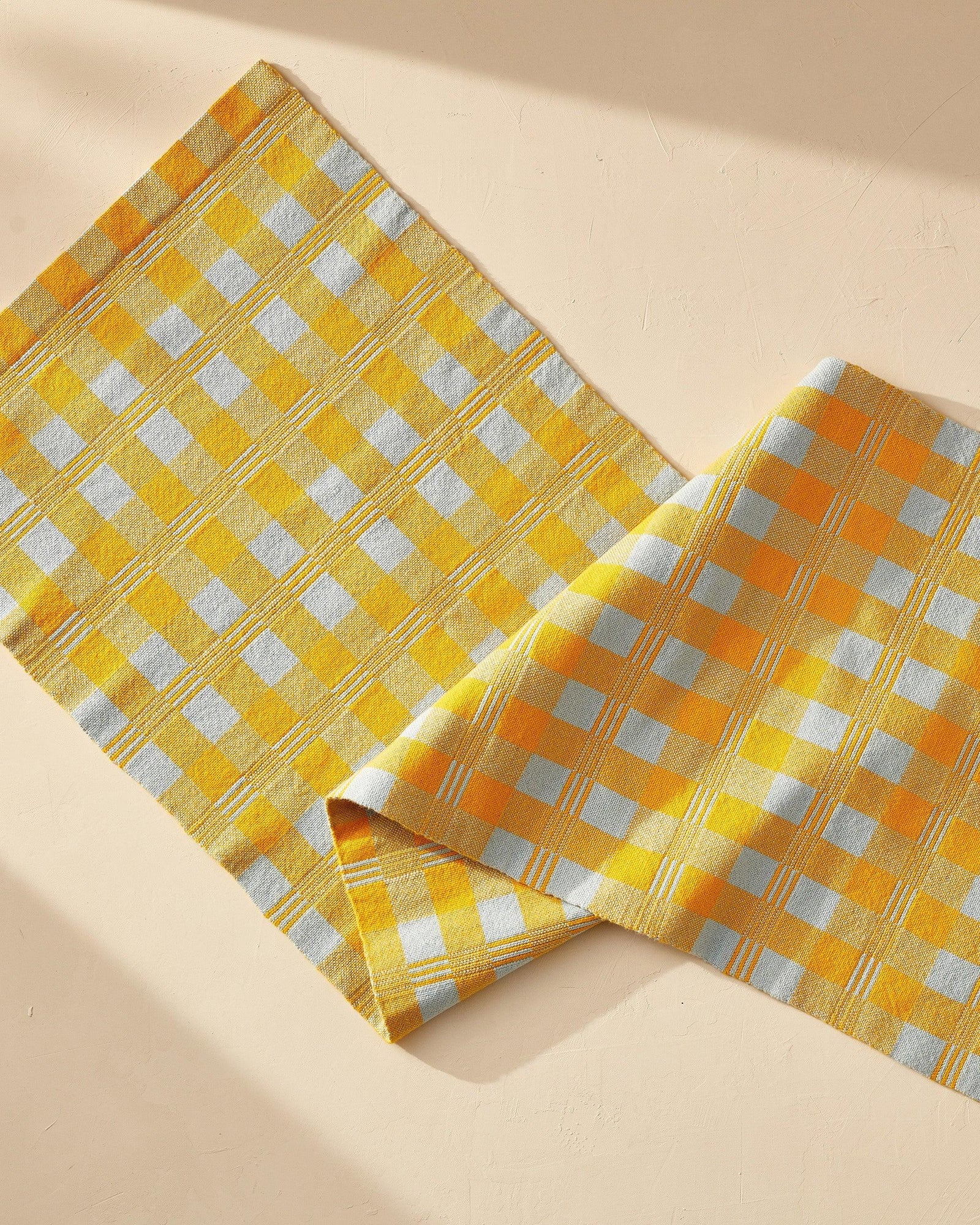 Daffodils & Snowdrops Runner