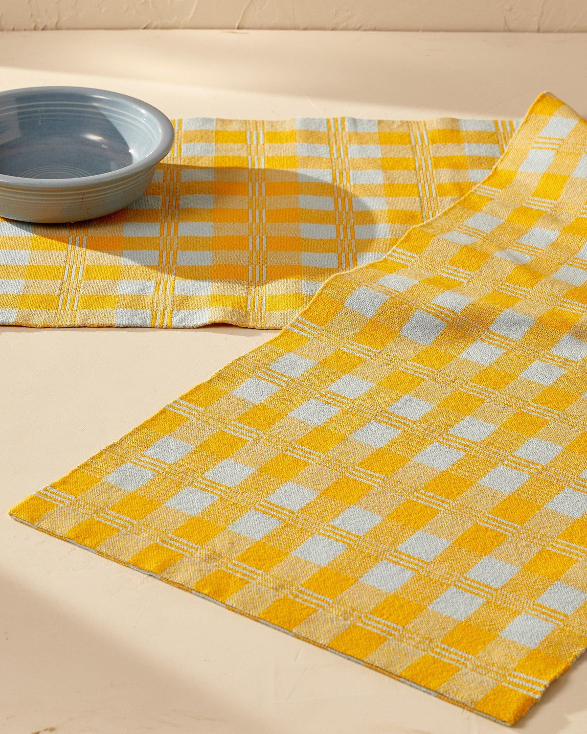 Daffodils &amp; Snowdrops Runner