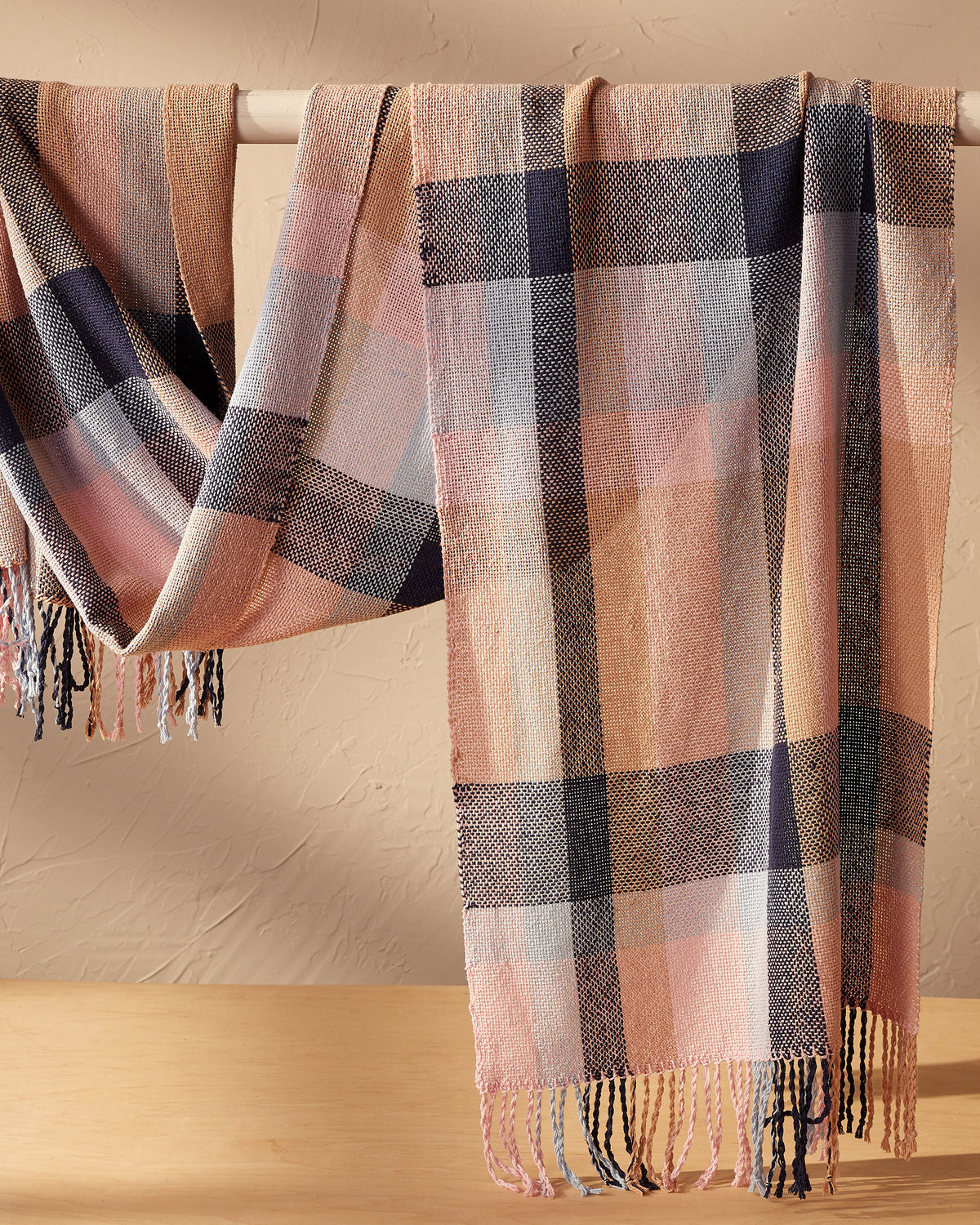 Dawning Scarf Weaving Pattern
