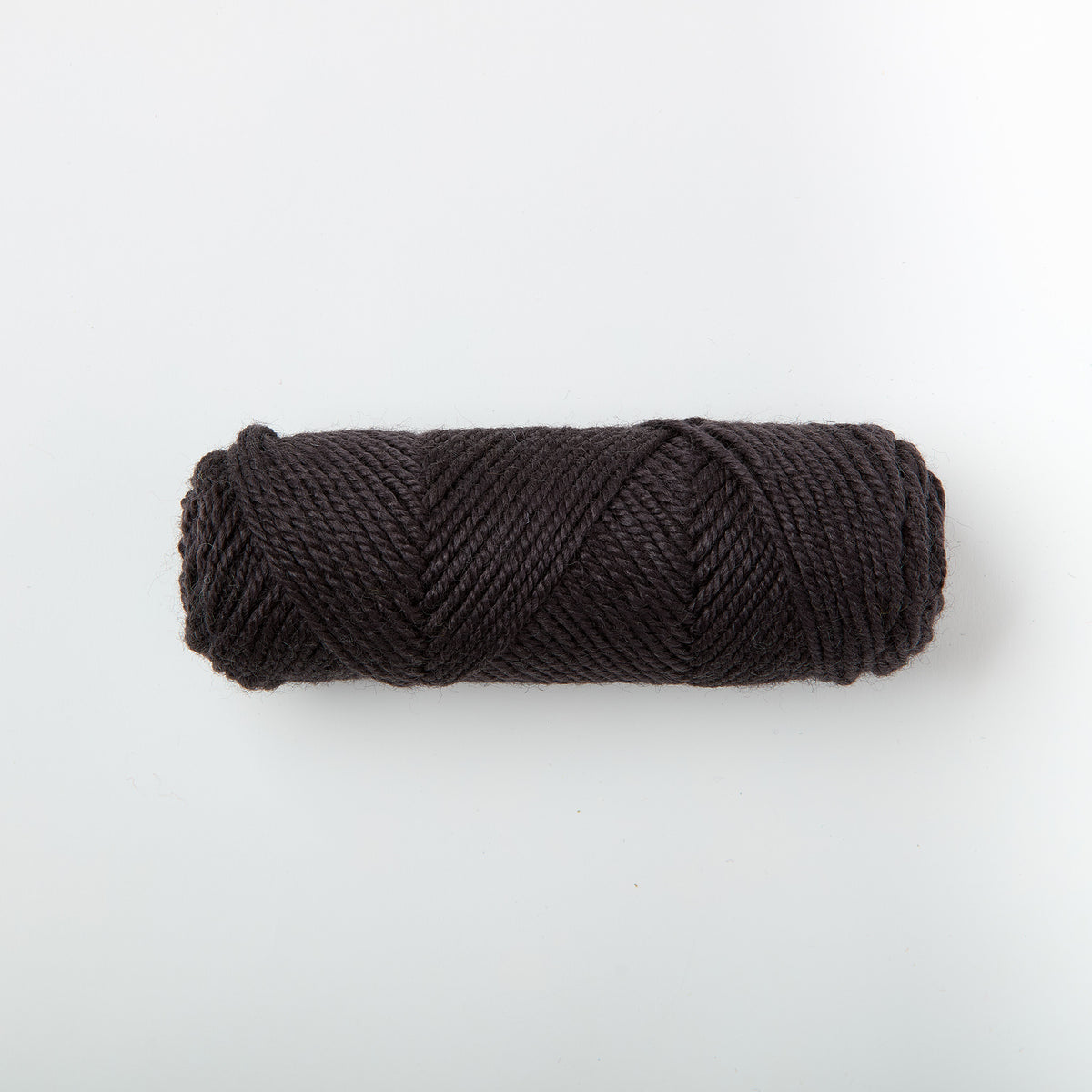 Dwella Rug Wool Weaving Yarn ~Crow