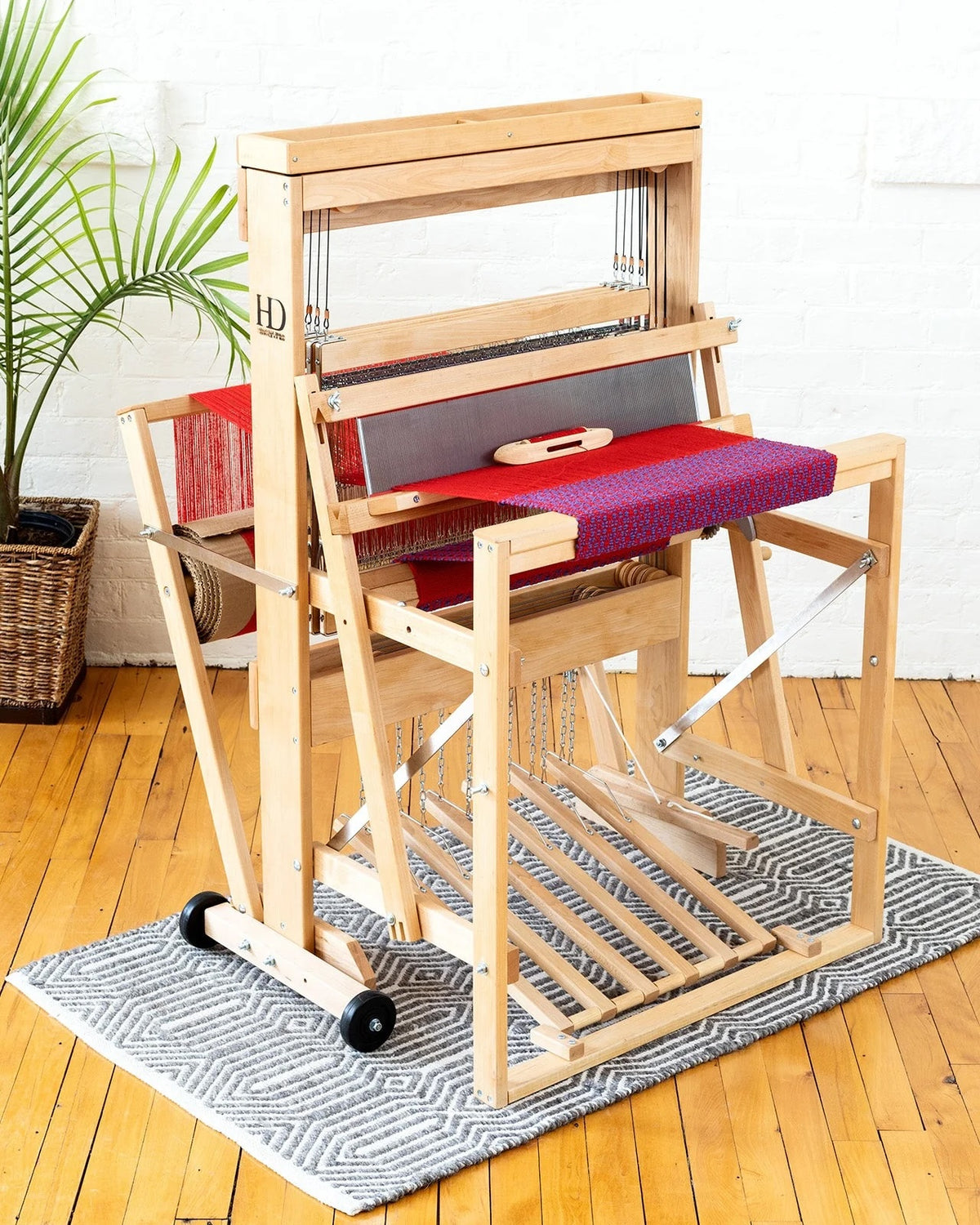 Harrisville Designs 22" Model A4 Jack Loom