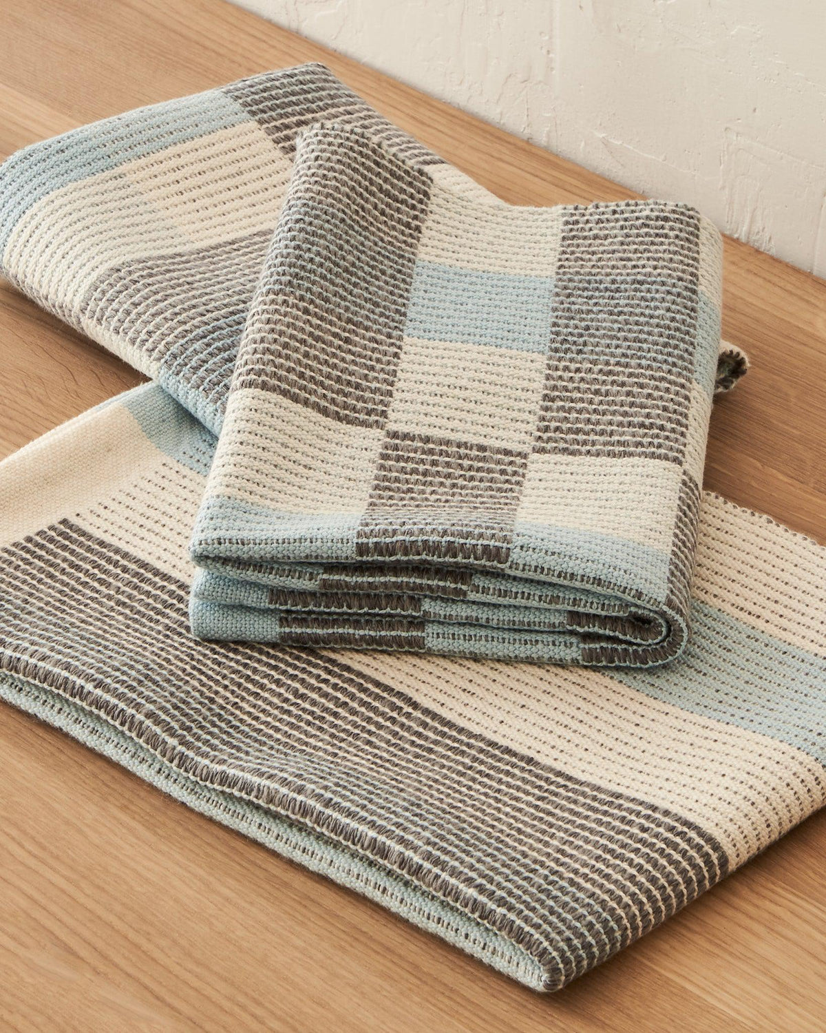 Halvdräll Towels