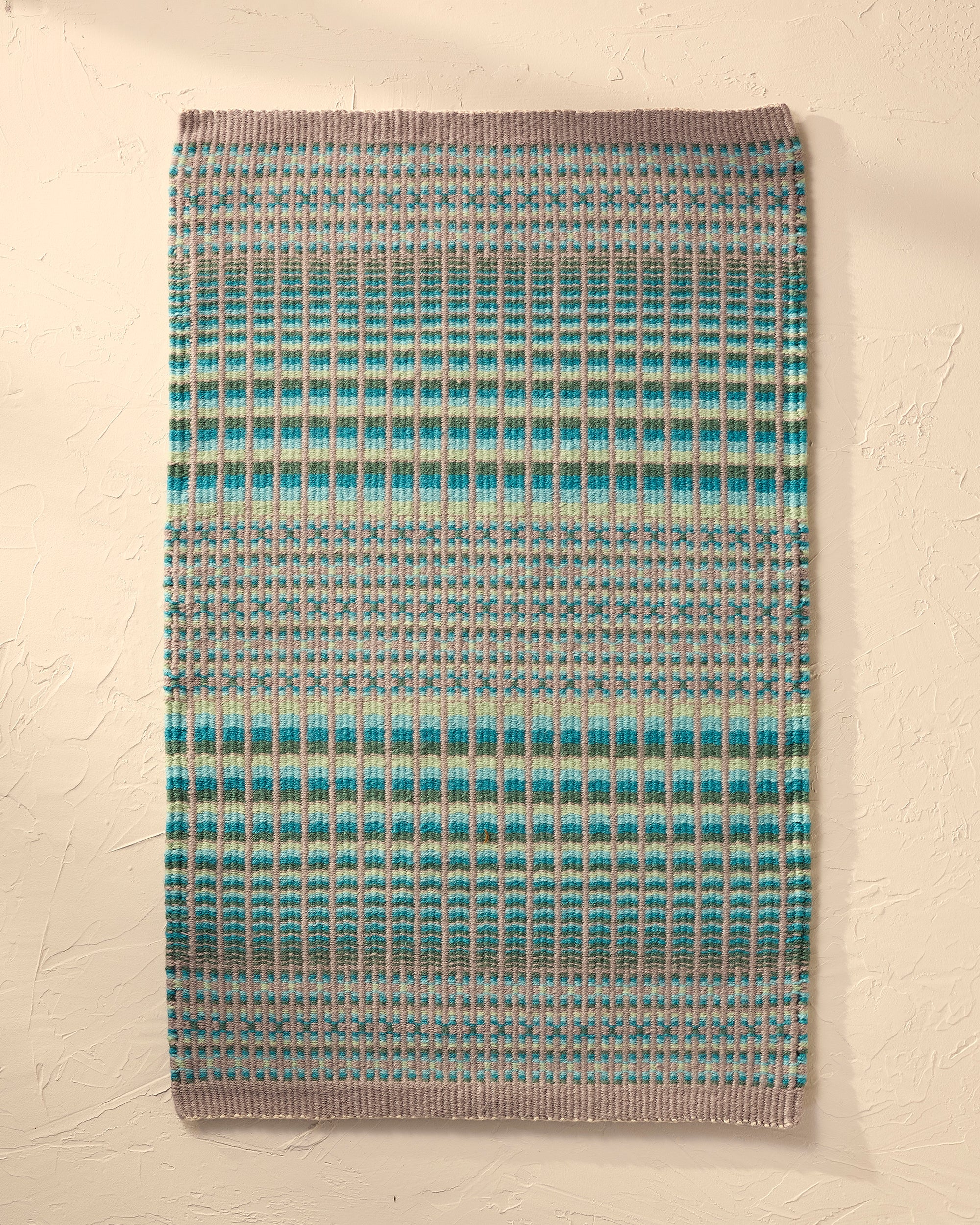 Contemporary Krokbragd Rug Weaving Pattern - Gist Yarn