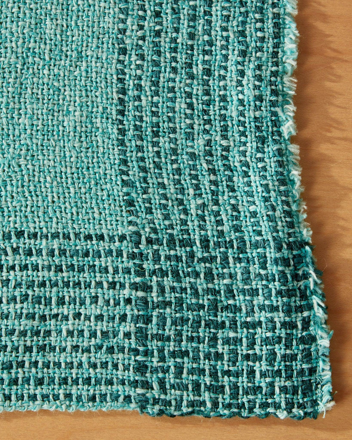 Running Stitch Table Set