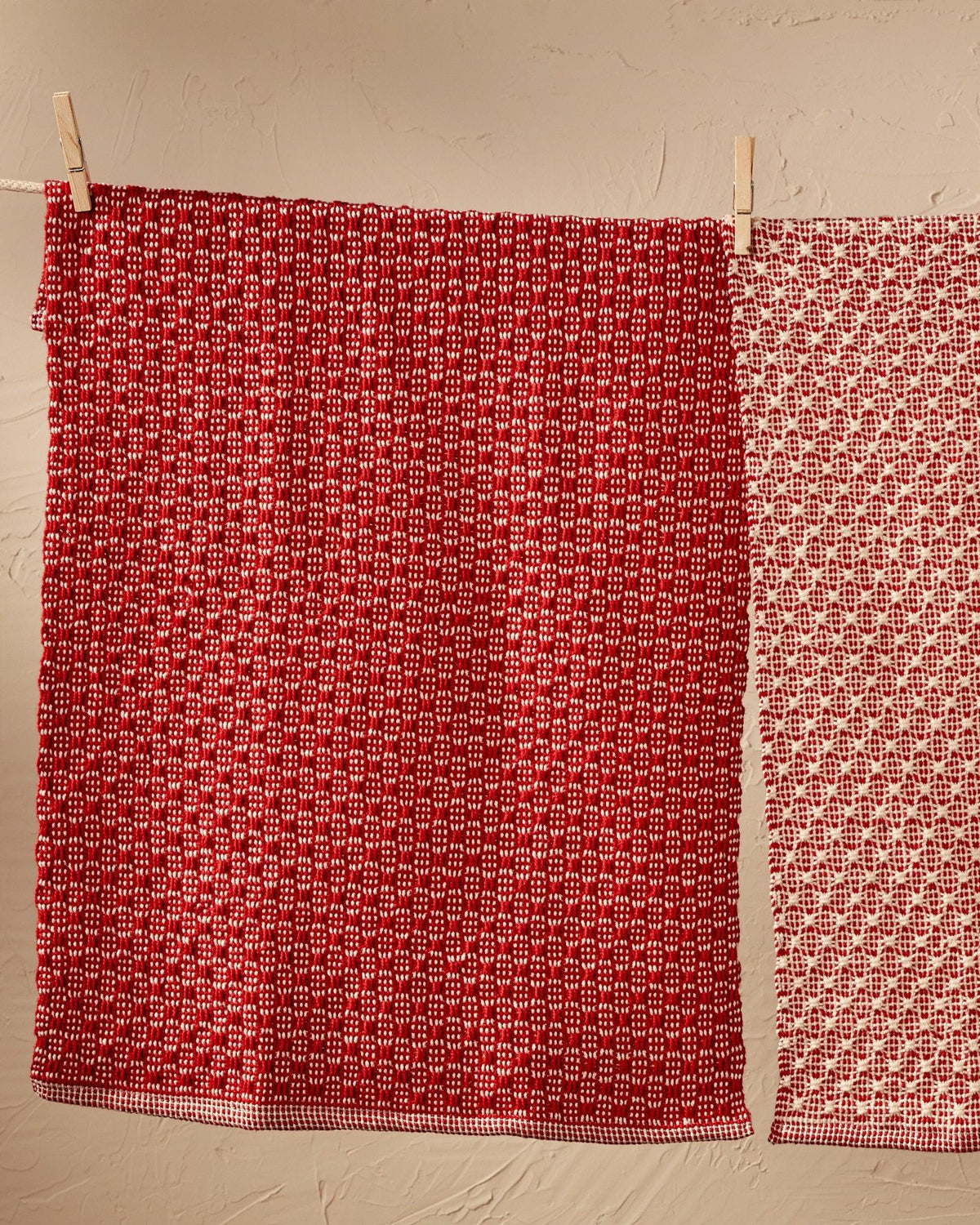 Spot Lace Hand Towels