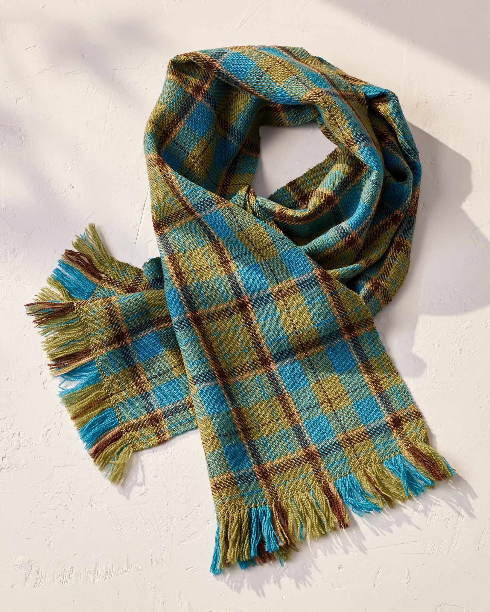 Lakeland Scarf Weaving Pattern - Gist Yarn