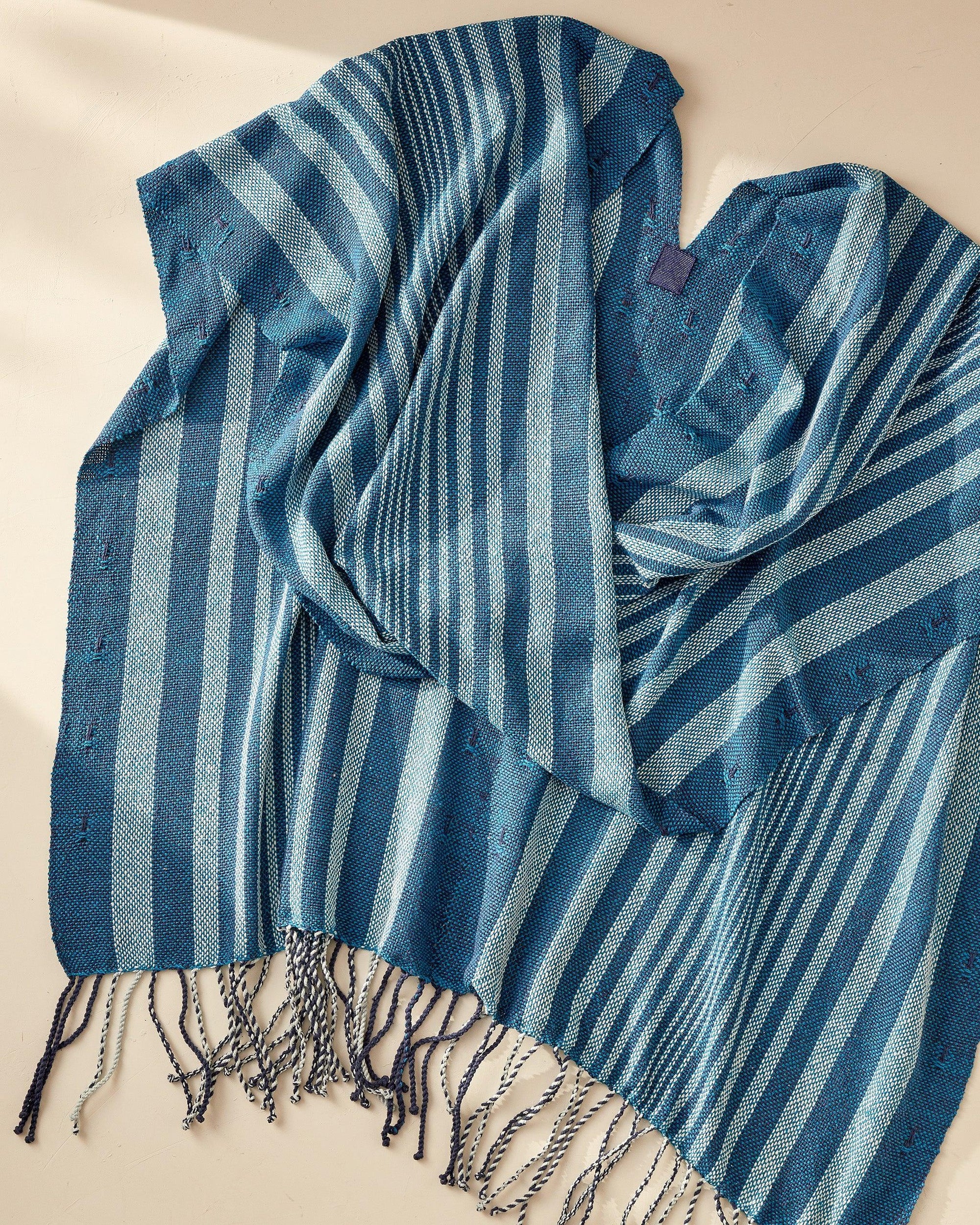 【Tiwa】STOLE Twisted Shawl - Gist Yarn