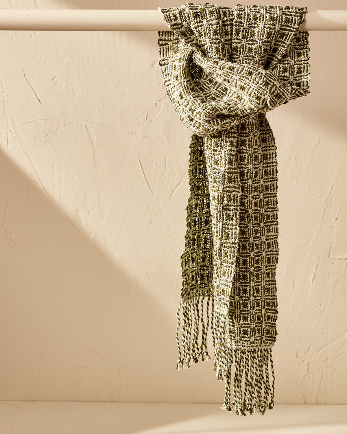 YarnworkerU Weave-along Kit: Color-and-Weave Lace