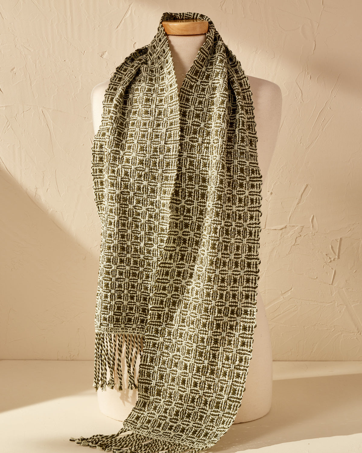 YarnworkerU Weave-along Kit: Color-and-Weave Lace