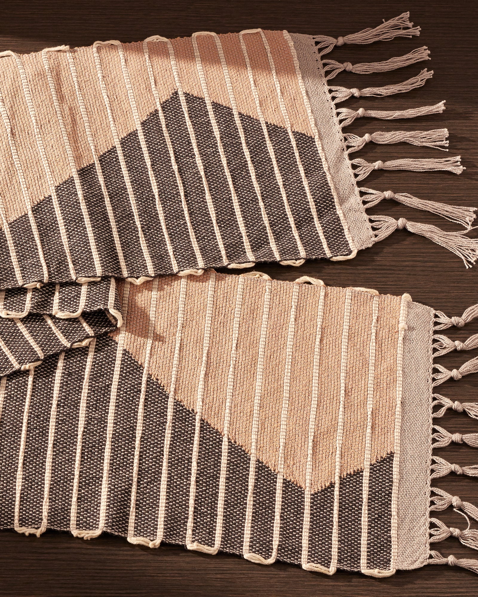 Zigzag Decor Set