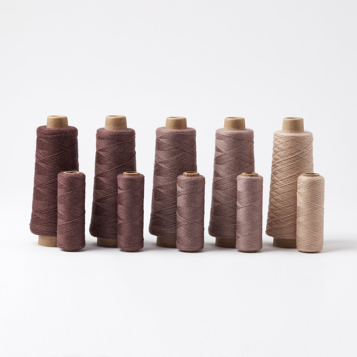 Array Wool Yarn ~ Walnut