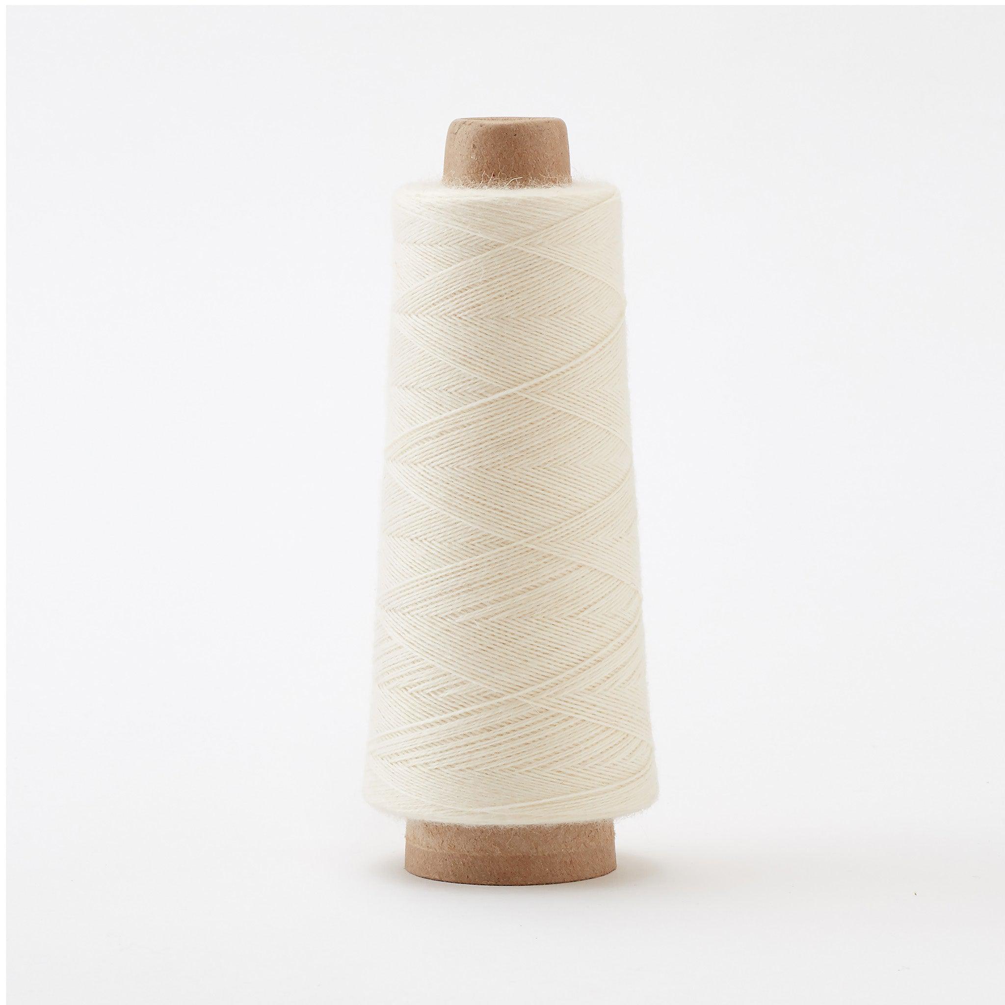 Array Wool Yarn ~ Natural - Gist Yarn