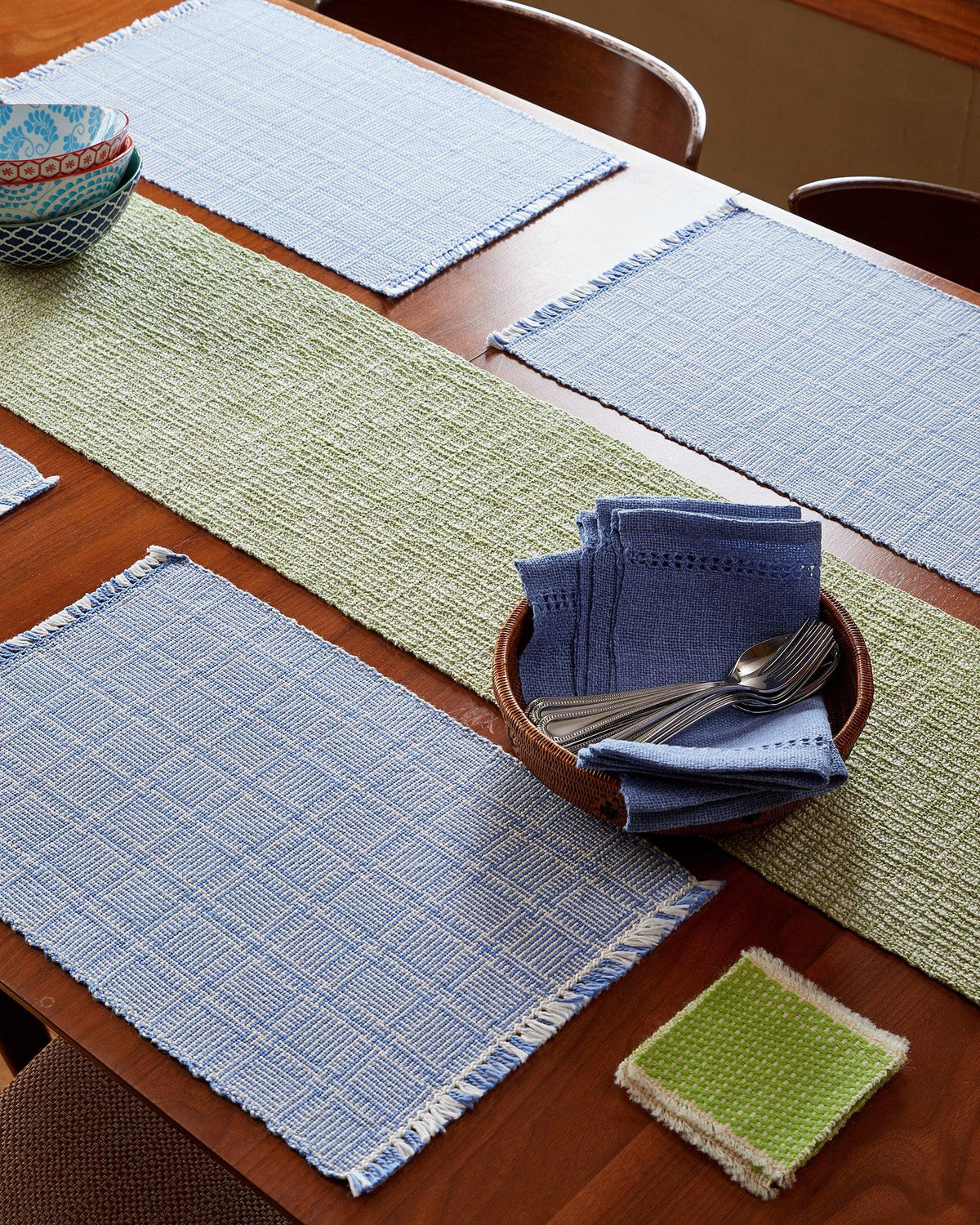 Beyond the Basics: Table Linens-Gist Yarn