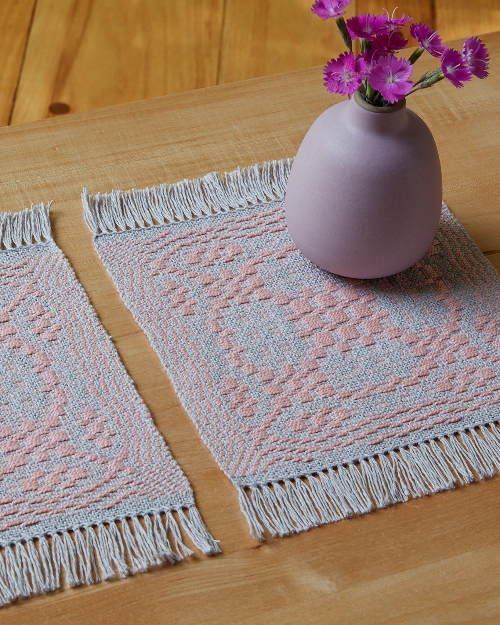 Bloom Table Squares Weaving Pattern - Gist Yarn