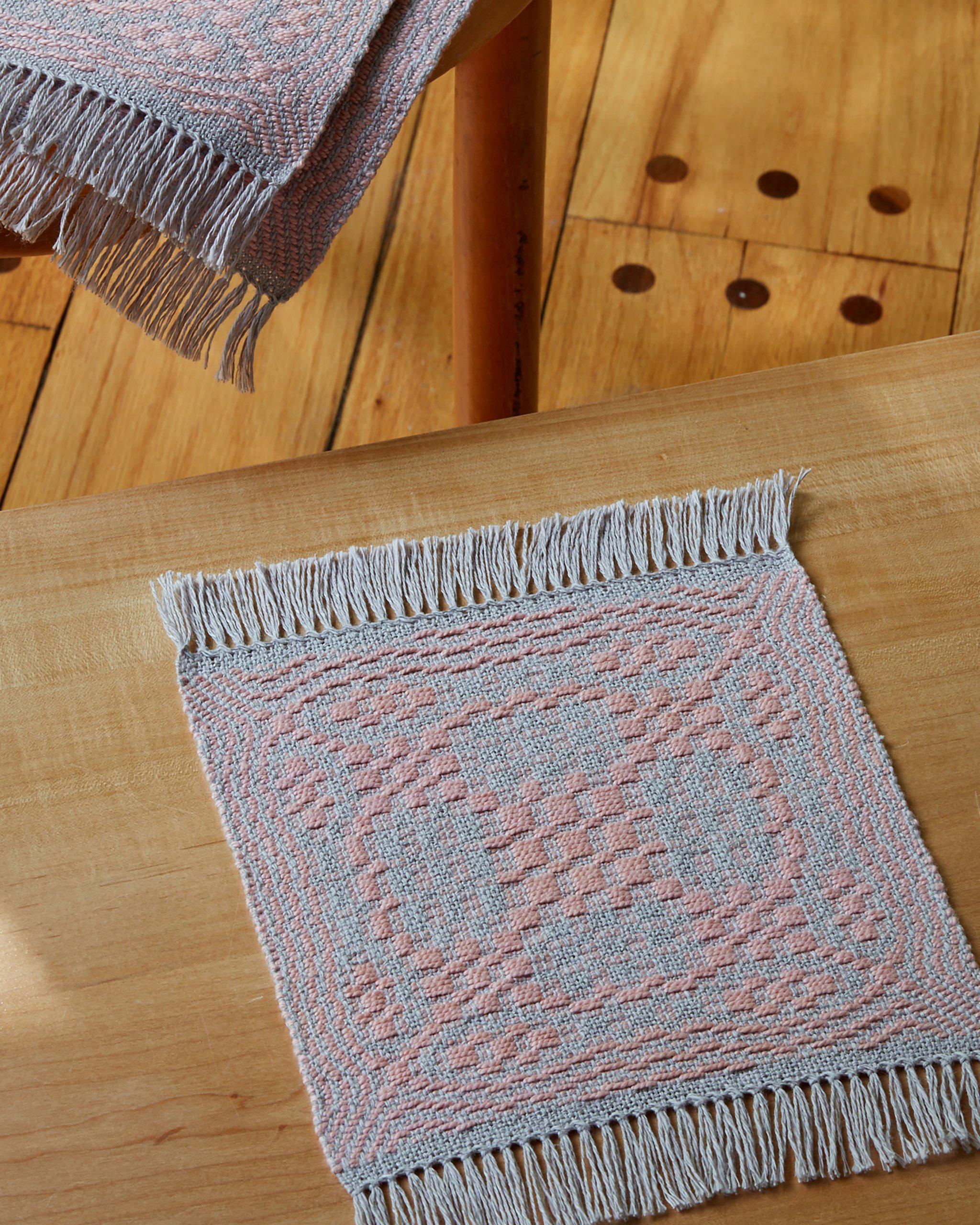 Bloom Table Squares Weaving Pattern - Gist Yarn