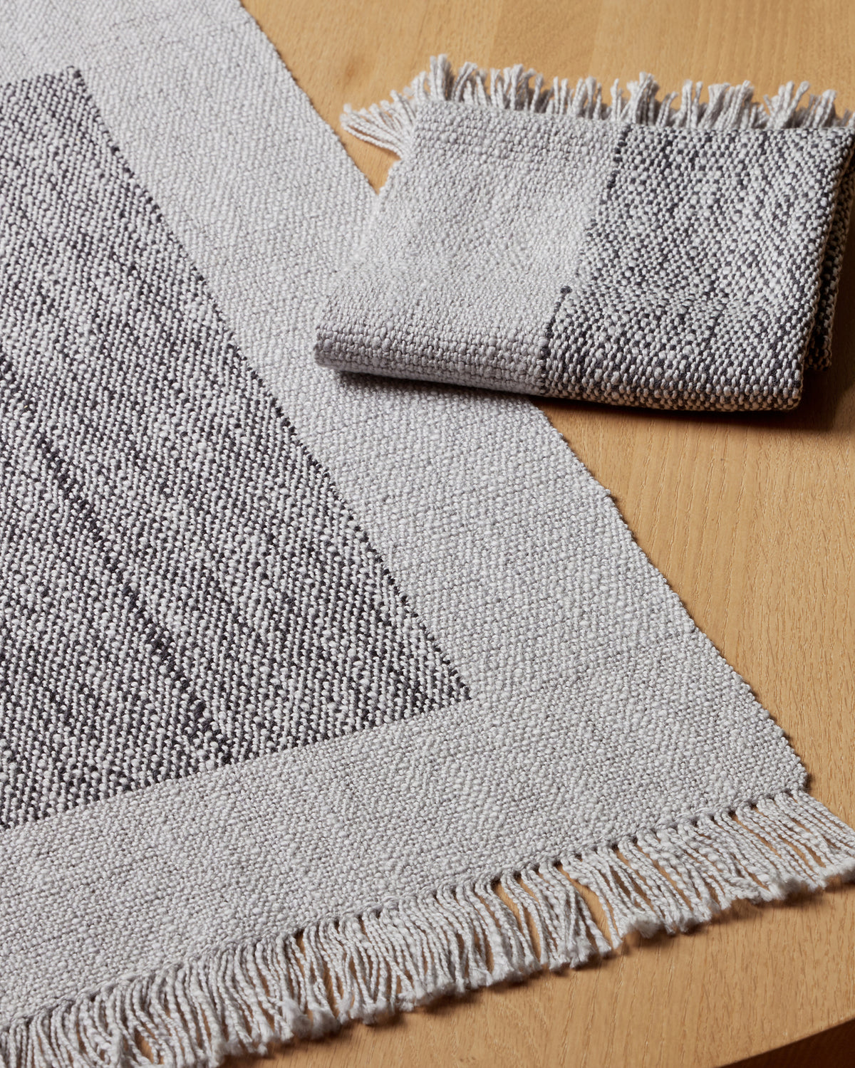 Clasped Weft Towels-Gist Yarn