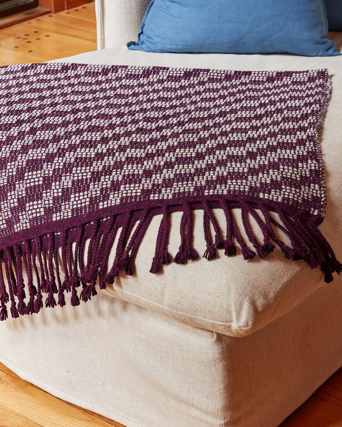 Crackle Weave Blanket-Gist Yarn