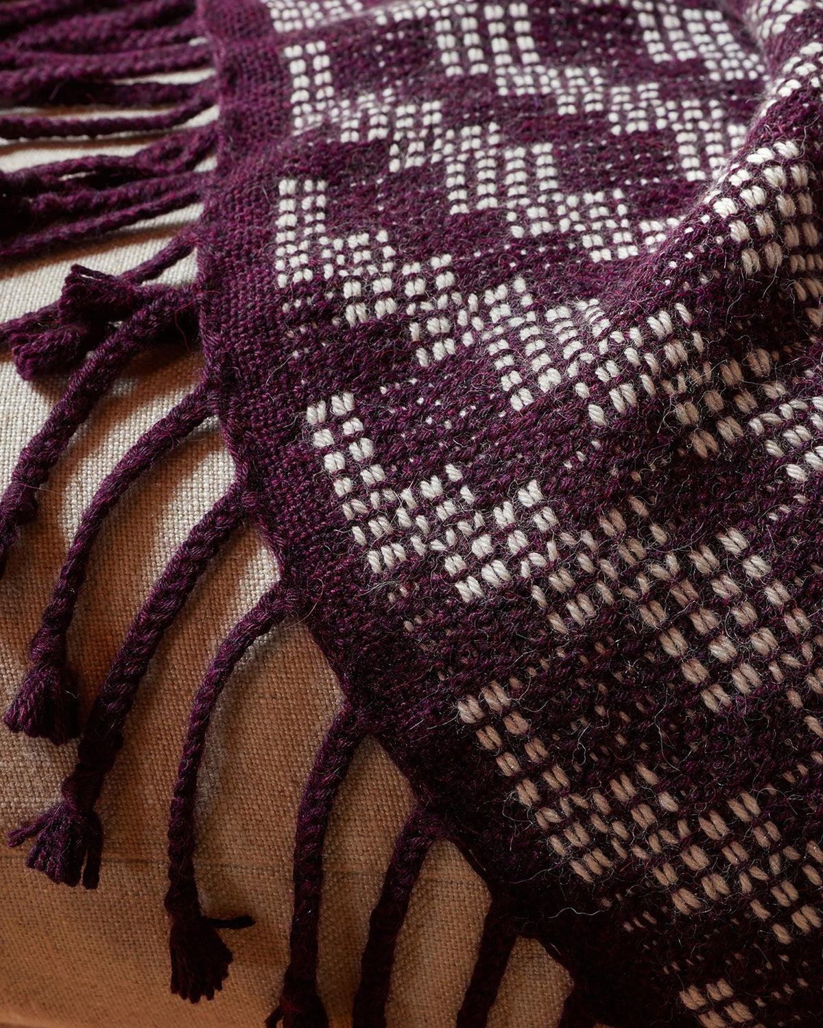 Crackle Weave Blanket-Gist Yarn