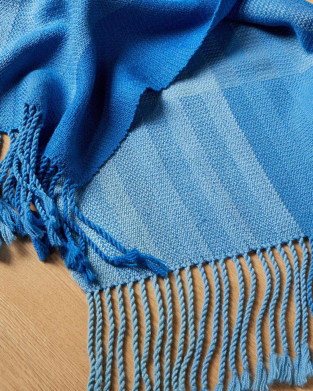 Gradation Shawl Weaving Pattern - Gist Yarn