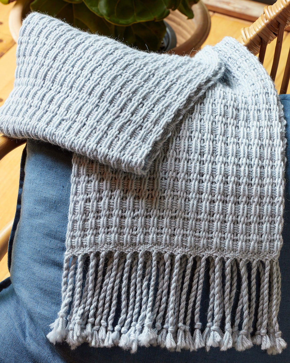 Light &amp; Lacy Alpaca Scarf-Gist Yarn