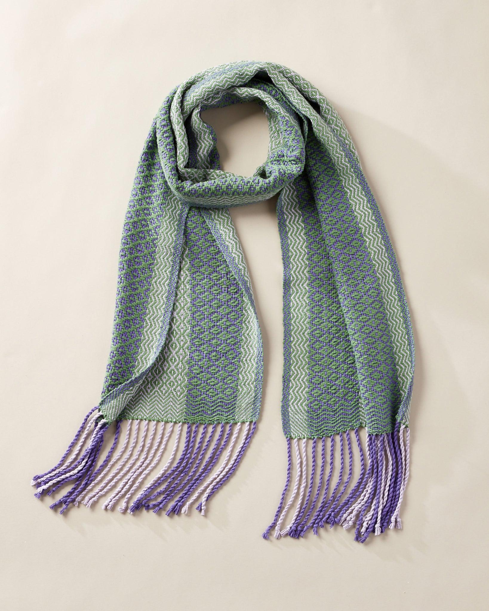 Cozy Merino Wool Scarf ~ Free Rigid Heddle Weaving Pattern - Gist Yarn