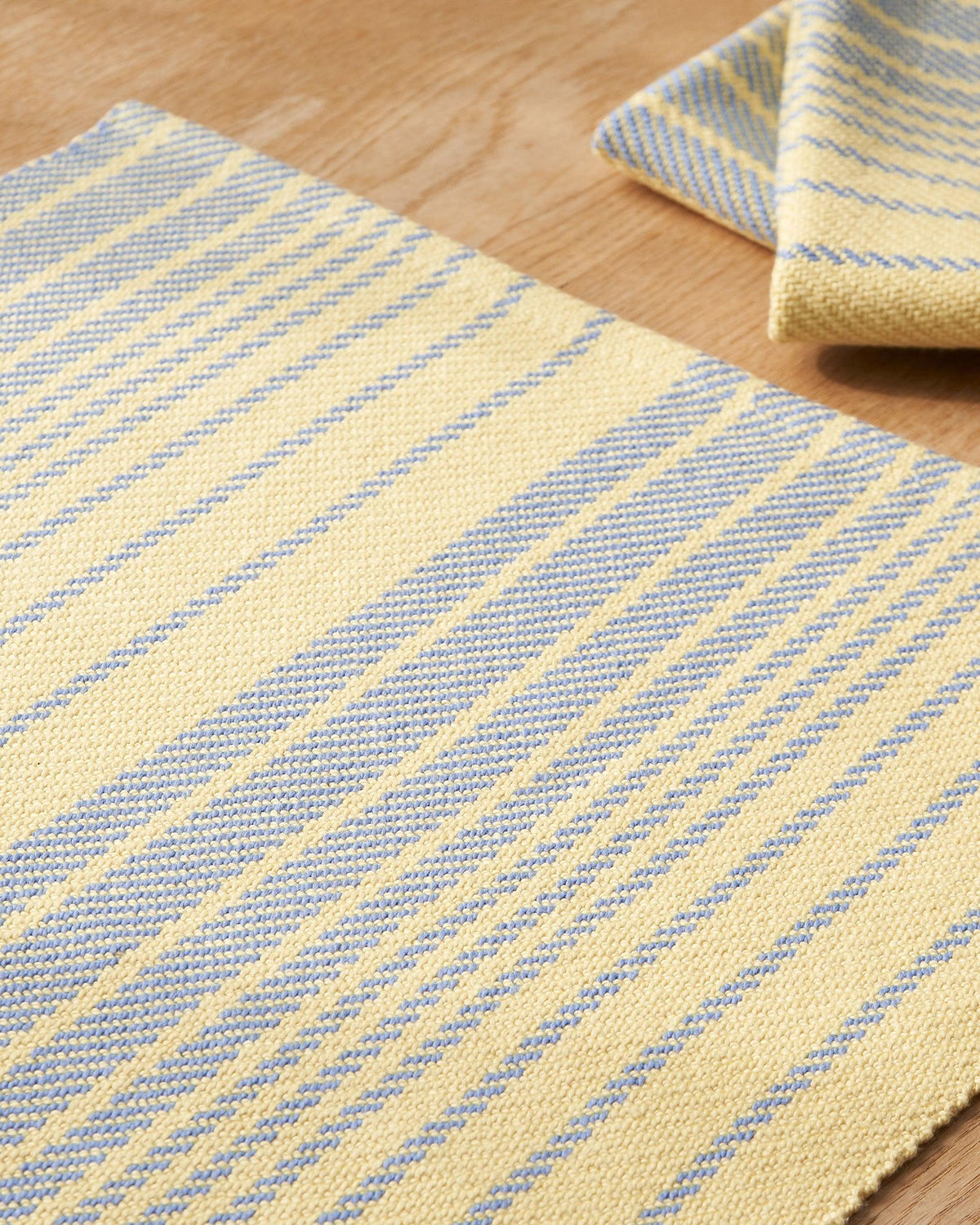 Seasons of Miami Towels Weaving Pattern