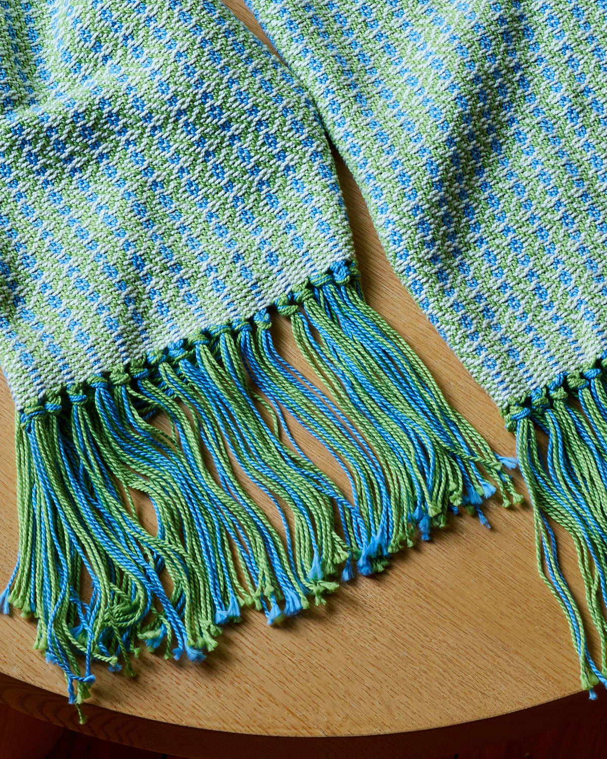 Tulip Shawl Twill Weaving Pattern