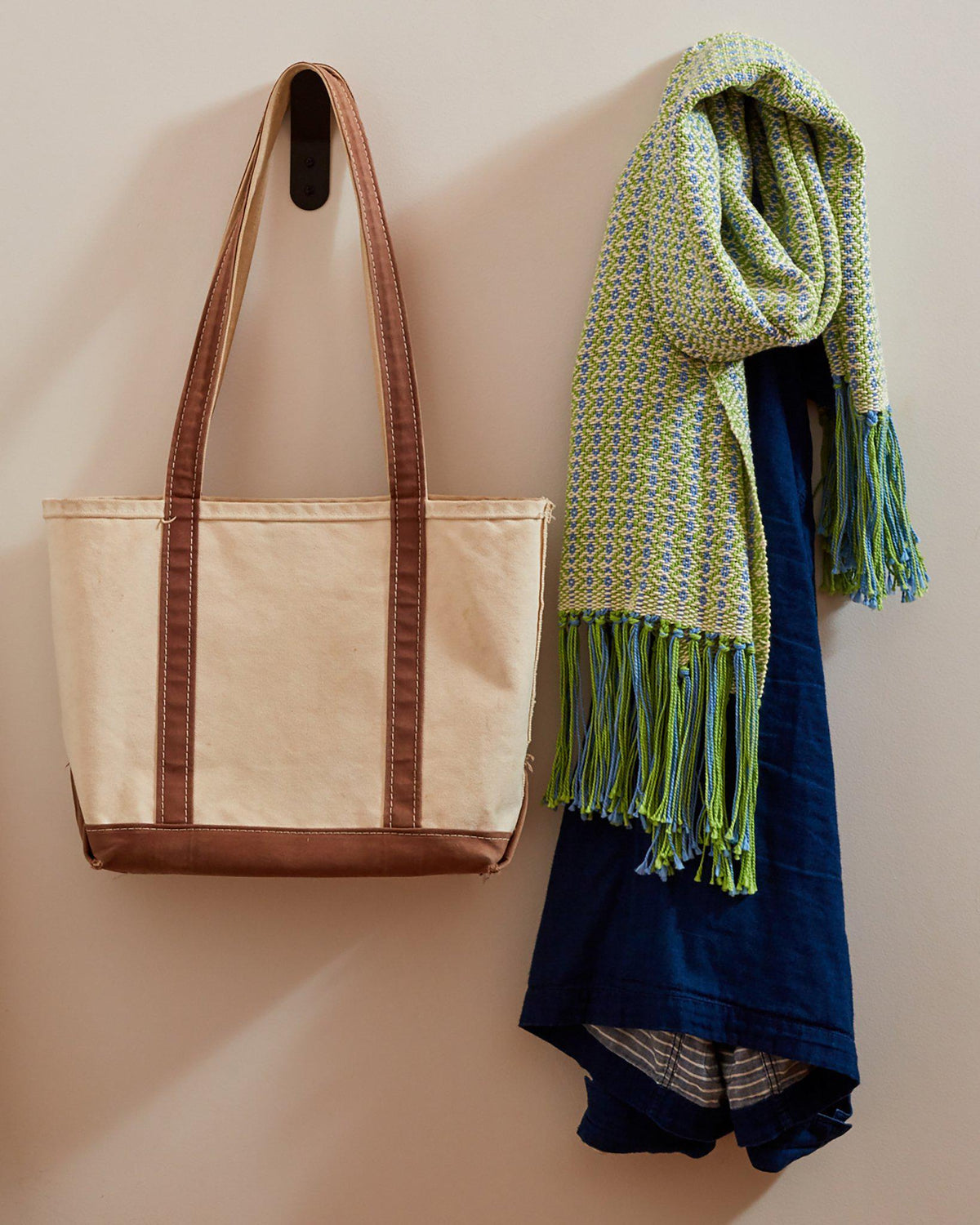 Tulip Shawl Twill Weaving Pattern